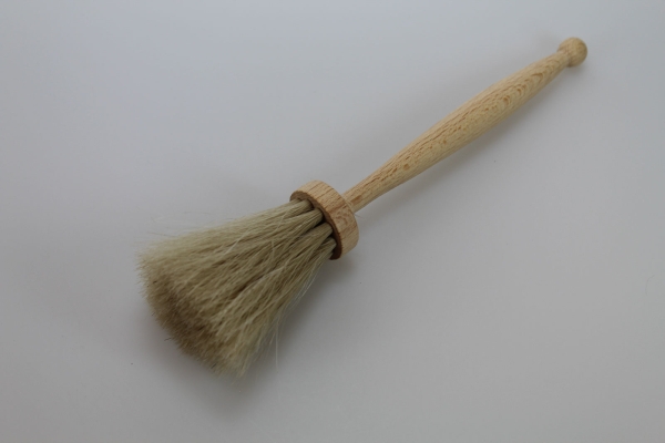Mehl- / Küchenpinsel, geölt - Rosshaar hell 25 cm